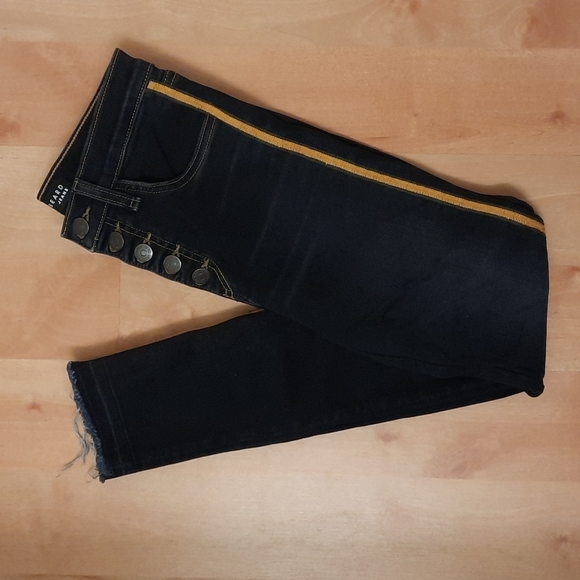 Veronica Beard Debbie 10" Skinny Tuxedo Stripe Jeans - Picture 4 of 16